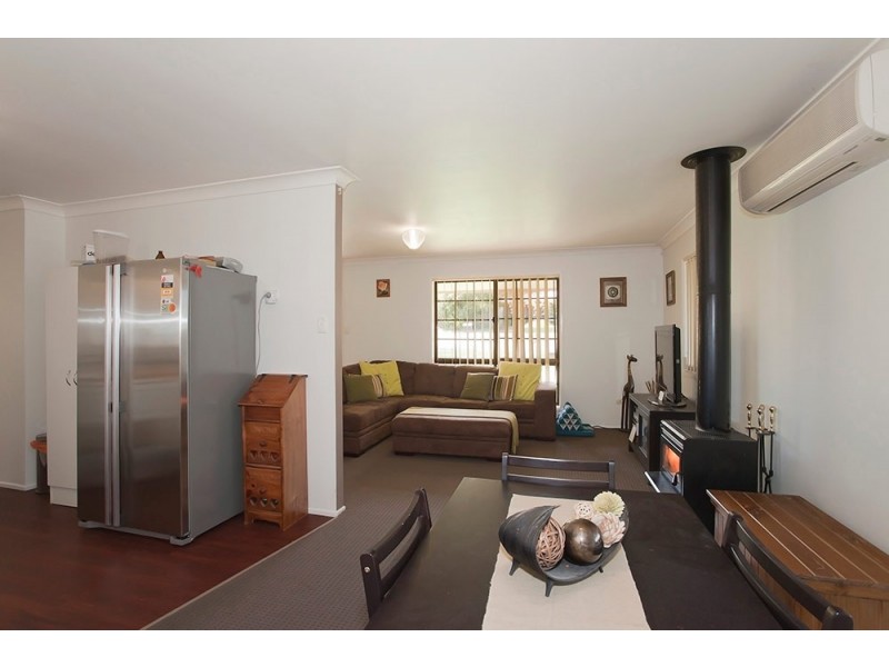 25 Kurrajong Street, Newtown QLD 4350