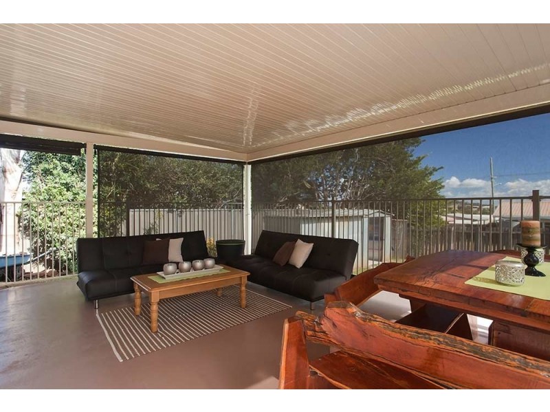 25 Kurrajong Street, Newtown QLD 4350