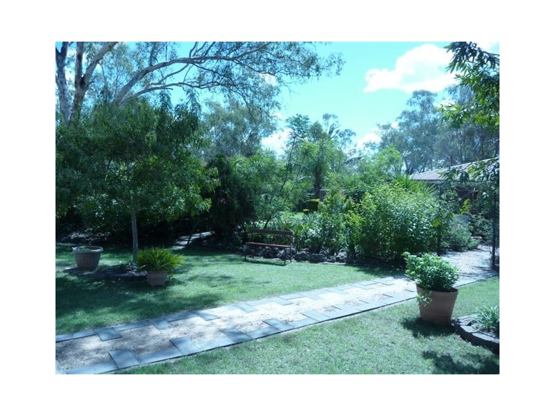 5 Hastings Road, Oakey QLD 4401