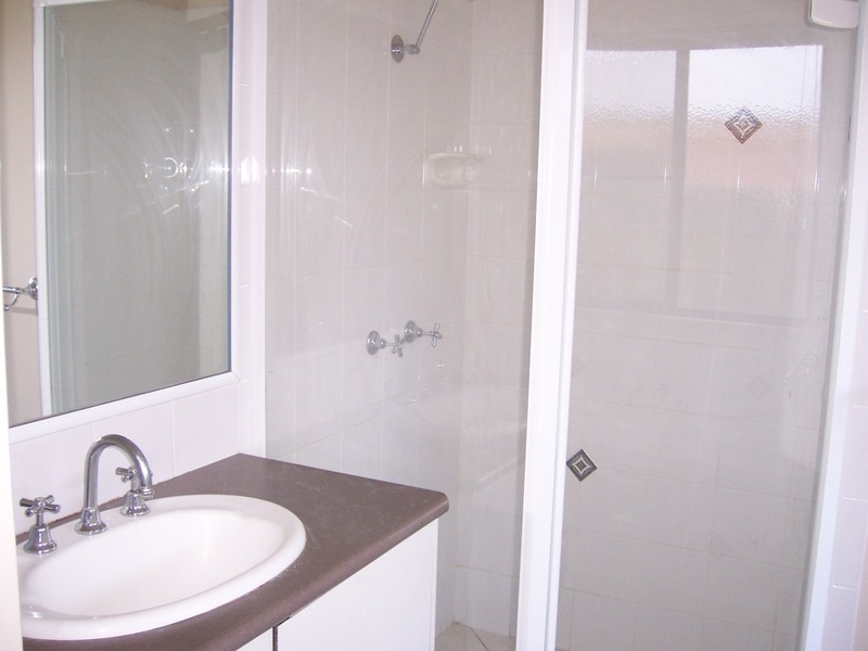 1or2/89 Kearney Street, Kearneys Spring QLD 4350