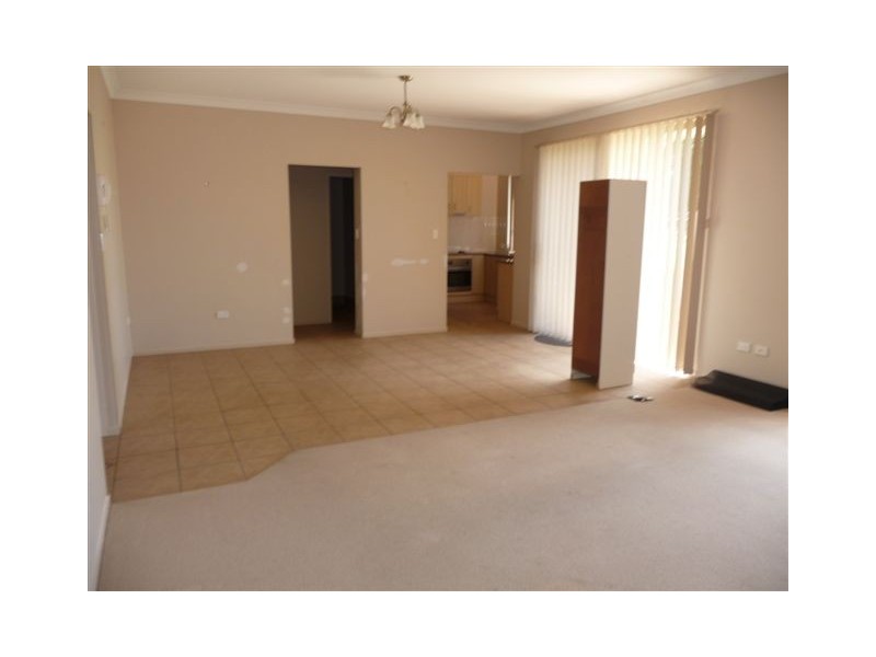 10/23 Lendrum Street, Newtown QLD 4350
