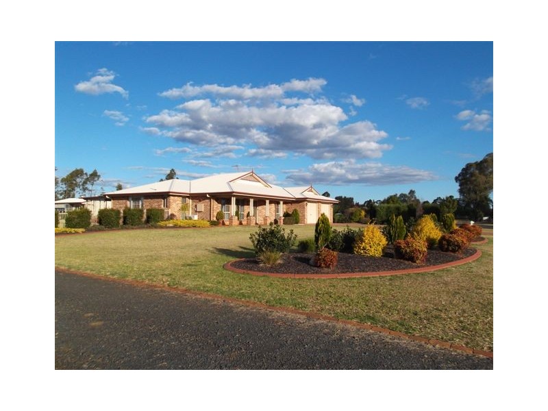 65 Cotswold Hills Drive, Cotswold Hills QLD 4350