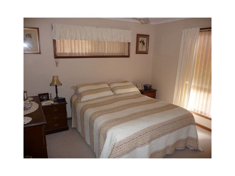 12 Damian Crescent, Kearneys Spring QLD 4350