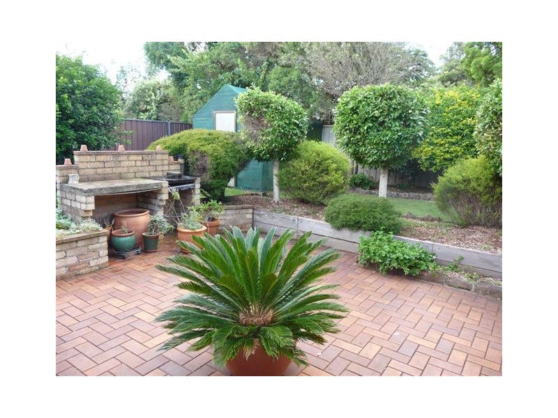 12 Damian Crescent, Kearneys Spring QLD 4350