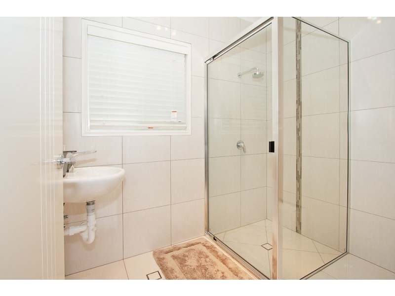 33 Currawong Drive, Highfields QLD 4352