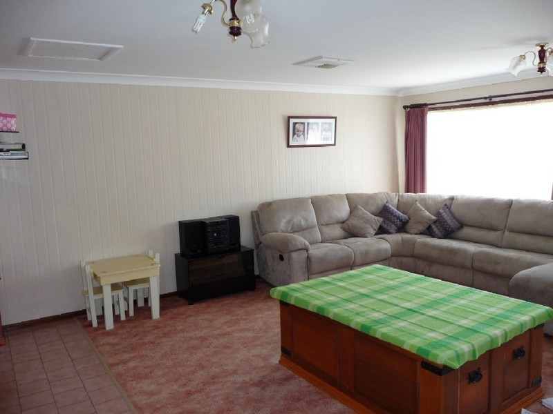 2 Joy-Anne Court, Hodgson Vale QLD 4352