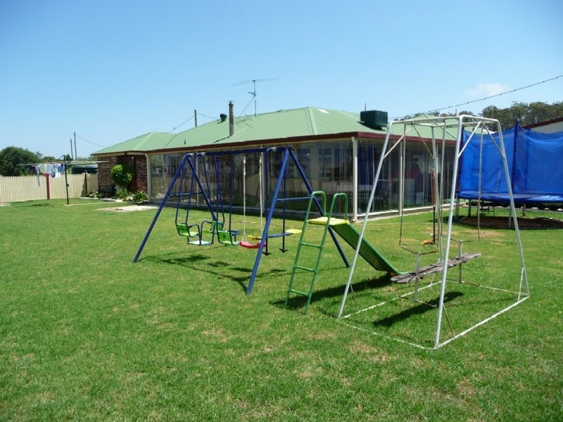 2 Joy-Anne Court, Hodgson Vale QLD 4352