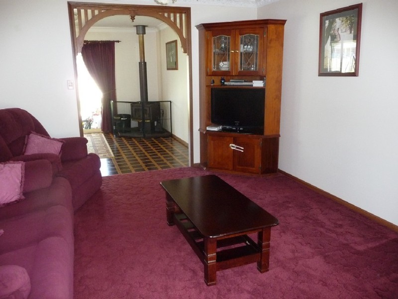 2 Joy-Anne Court, Vale View QLD 4352