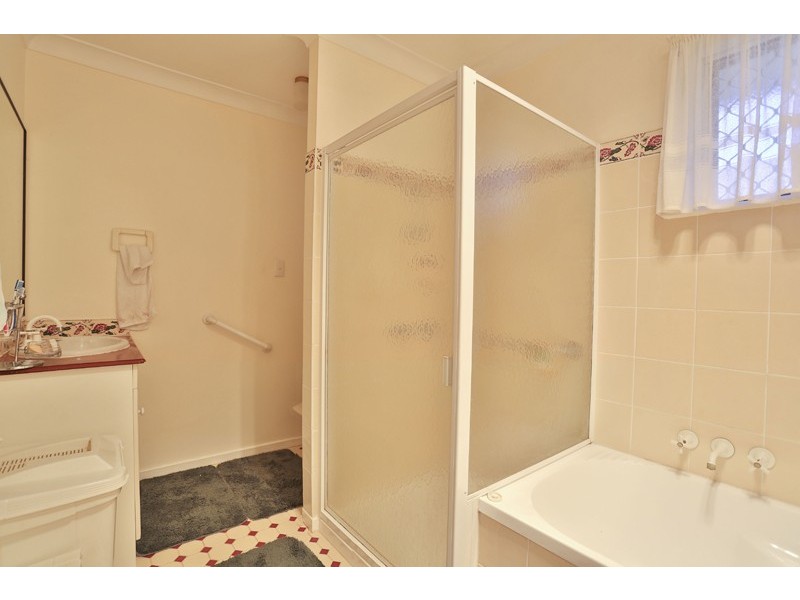 8 Roessler Street, Rangeville QLD 4350