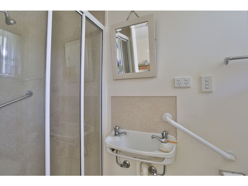 8 Roessler Street, Rangeville QLD 4350