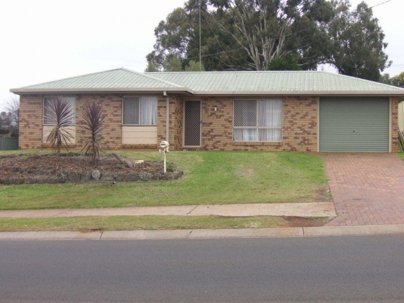 99 Glenvale Road, Newtown QLD 4350