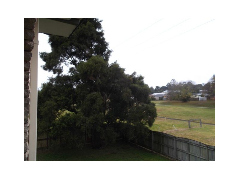 1 or 2/329A Alderley Street, South Toowoomba QLD 4350