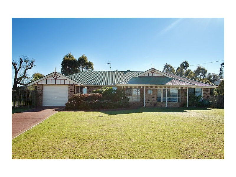 15 Carys Road, Glenvale QLD 4350