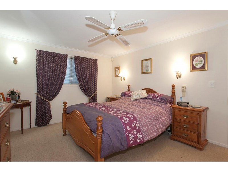 44 Mackenzie Street, Mount Lofty QLD 4350