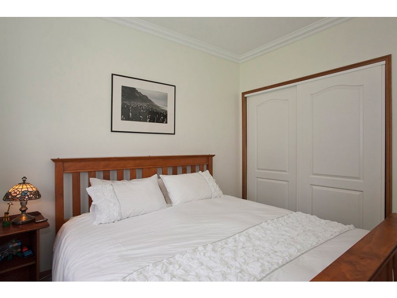 1 Keira Court, Blue Mountain Heights QLD 4350