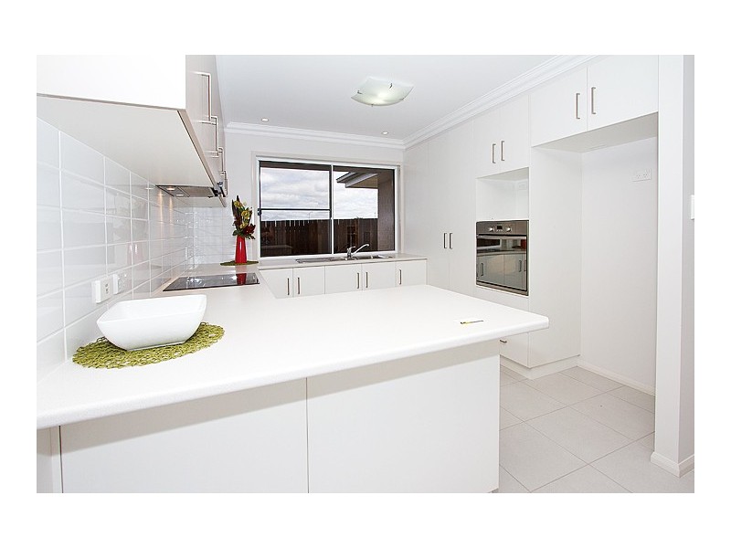 6 Wellington Street, Wyreema QLD 4352