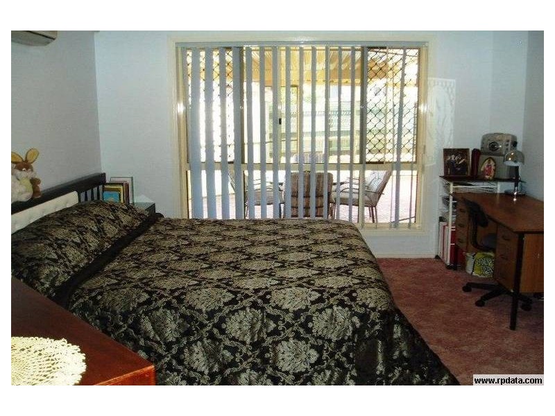 4 Samantha Close, Darling Heights QLD 4350