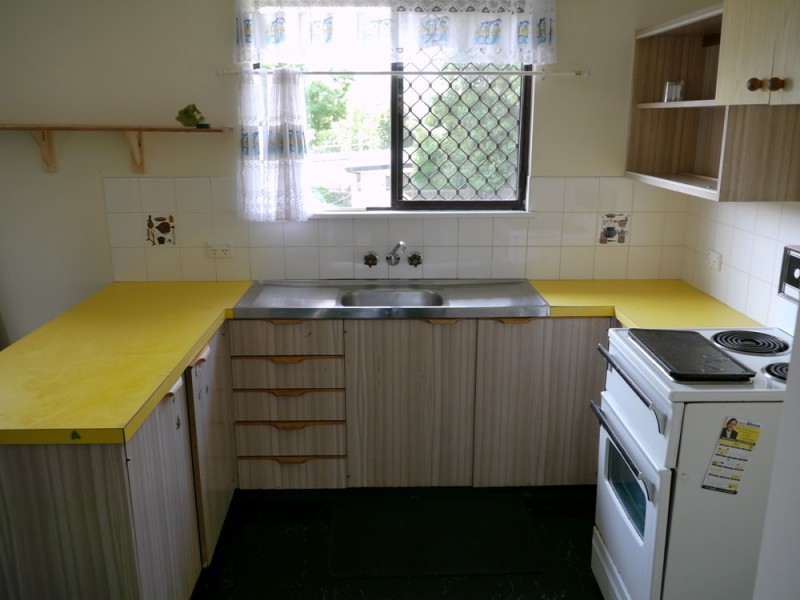 13 Chopin Street, Rockville QLD 4350