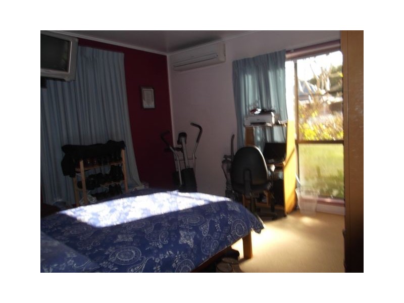 4 Wombyra Street, Newtown QLD 4350