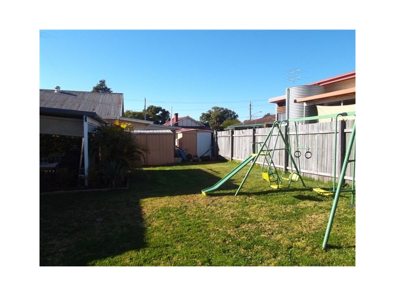 4 Wombyra Street, Newtown QLD 4350