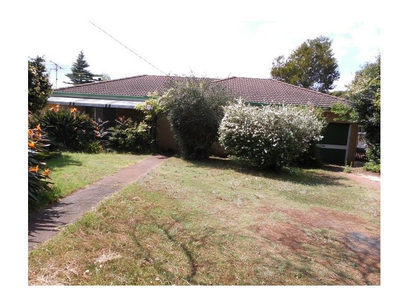 286 West Street, Kearneys Spring QLD 4350