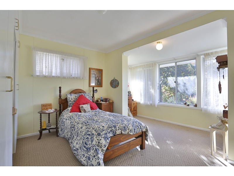 8 Roessler Street, Rangeville QLD 4350