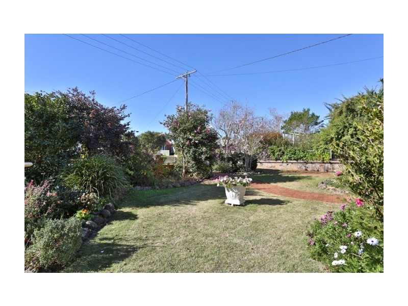 8 Roessler Street, Rangeville QLD 4350