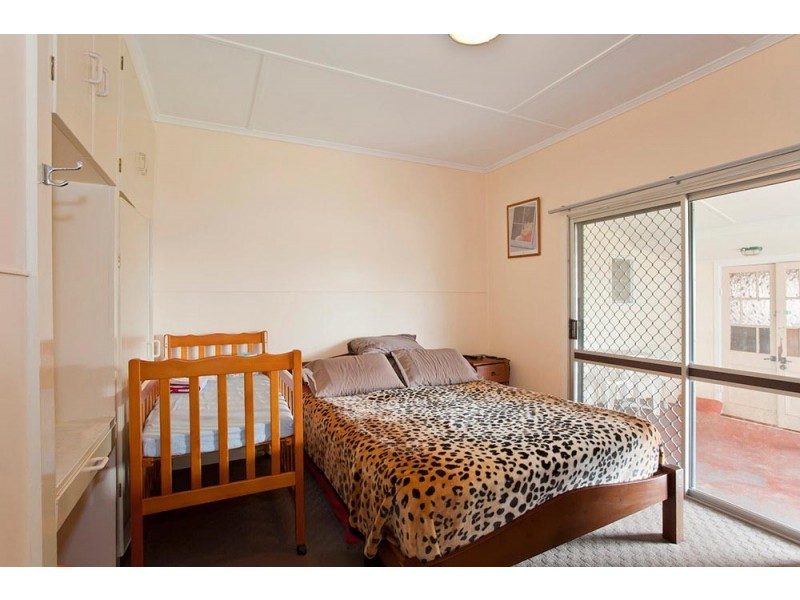 39 Flinders Street, Centenary Heights QLD 4350