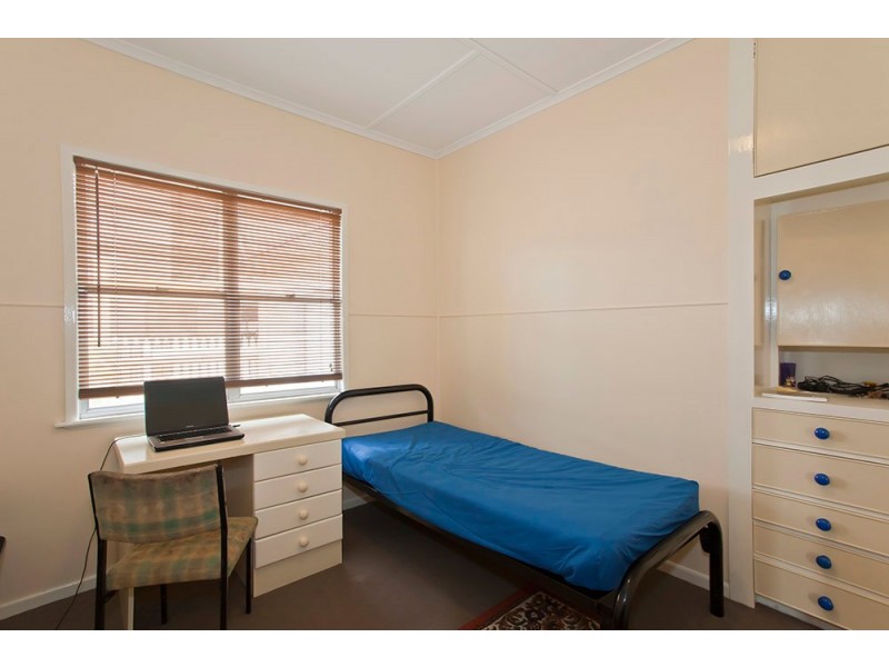 39 Flinders Street, Centenary Heights QLD 4350