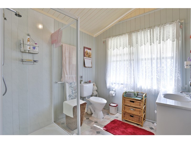 2 Station Street, Wyreema QLD 4352