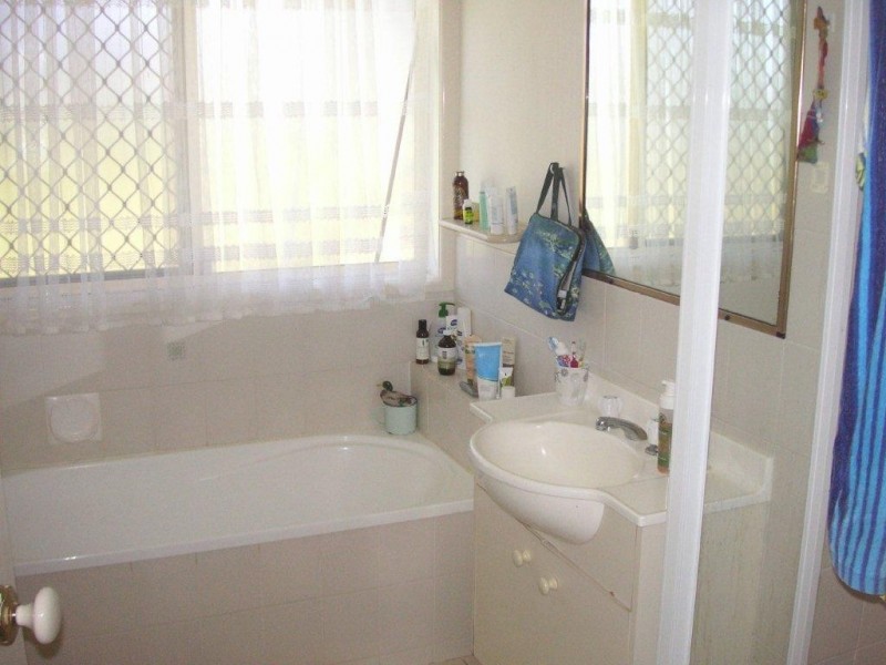 4 Kayser Court, Darling Heights QLD 4350