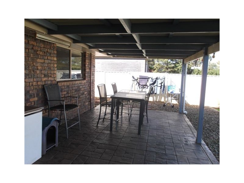 1 Cameron Street, Wyreema QLD 4352