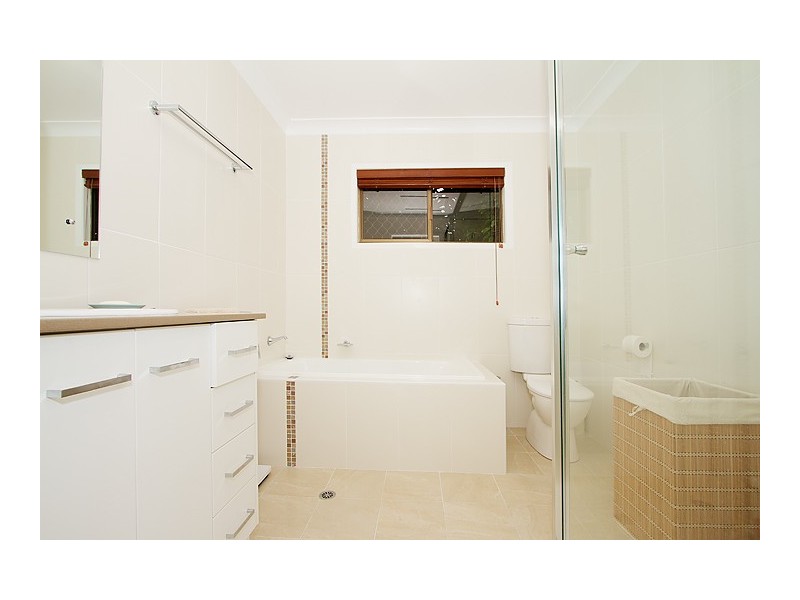 5 Sylvan Court, Glenvale QLD 4350