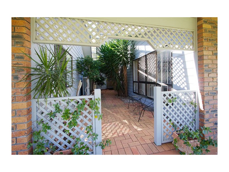5 Sylvan Court, Glenvale QLD 4350