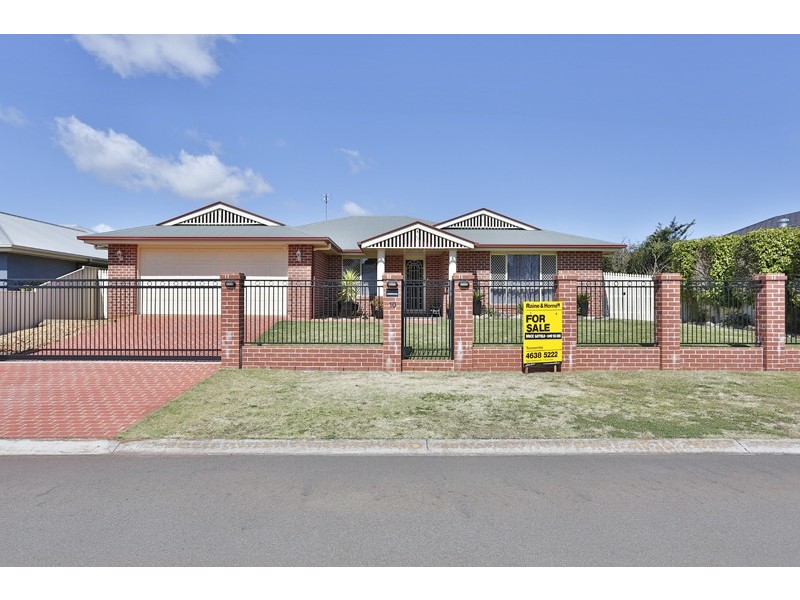 10 Bridget Court, Middle Ridge QLD 4350