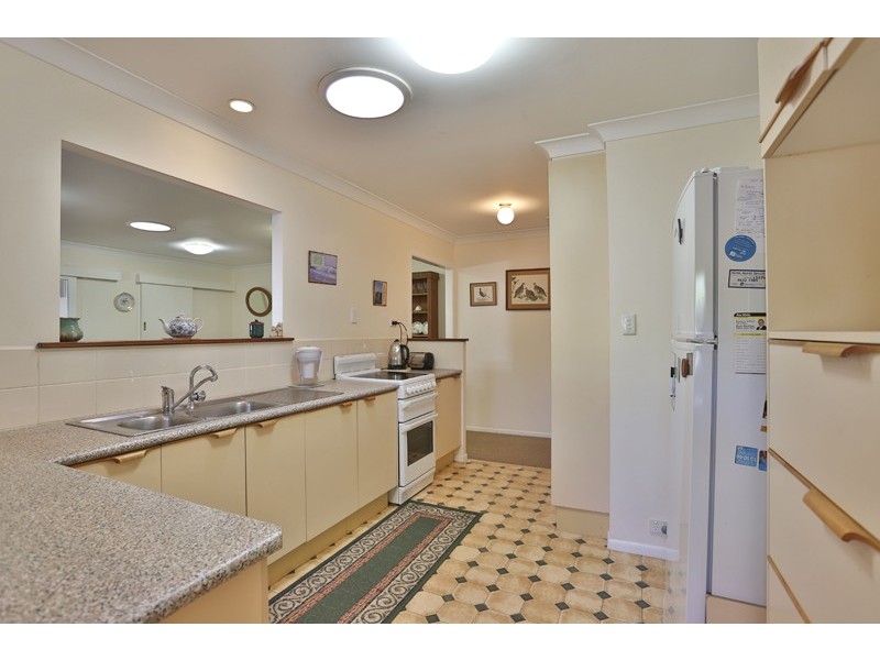 8 Roessler Street, Rangeville QLD 4350