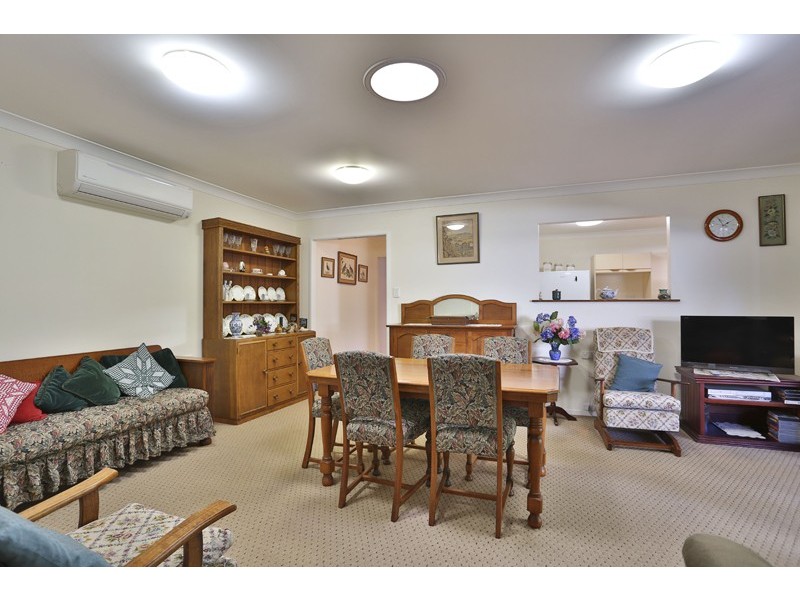 8 Roessler Street, Rangeville QLD 4350