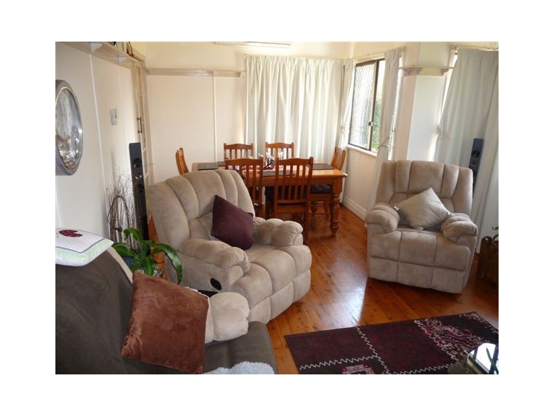 105 Stuart Street, North Toowoomba QLD 4350