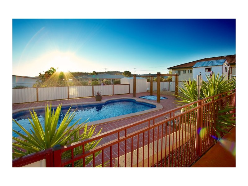 1 Tarranganda Court, Glenvale QLD 4350