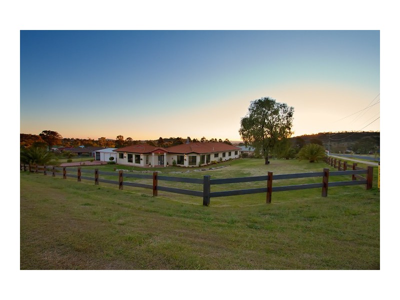 1 Tarranganda Court, Glenvale QLD 4350