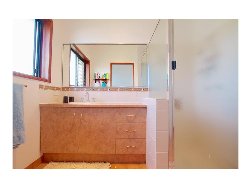 1 Tarranganda Court, Glenvale QLD 4350