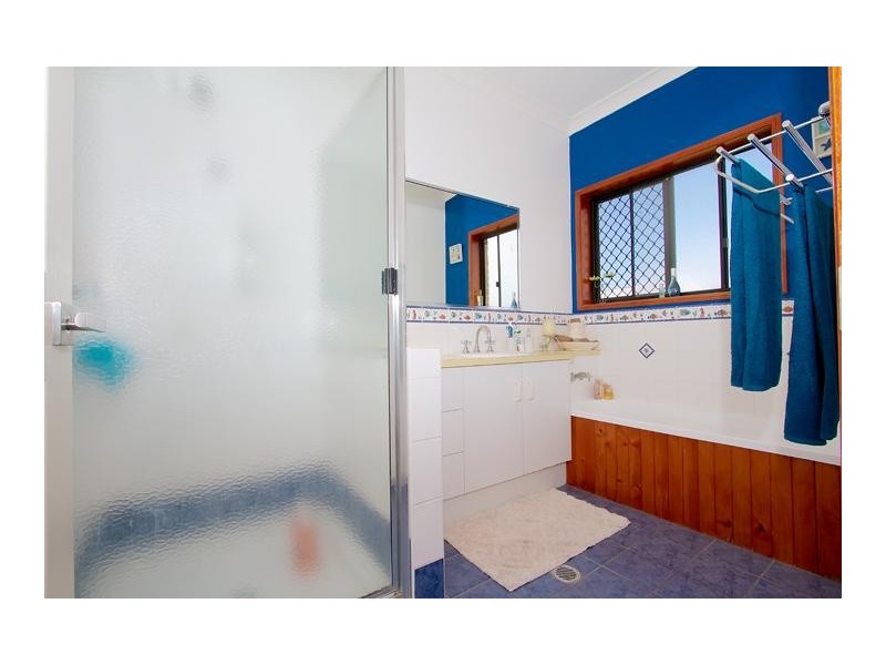 1 Tarranganda Court, Glenvale QLD 4350