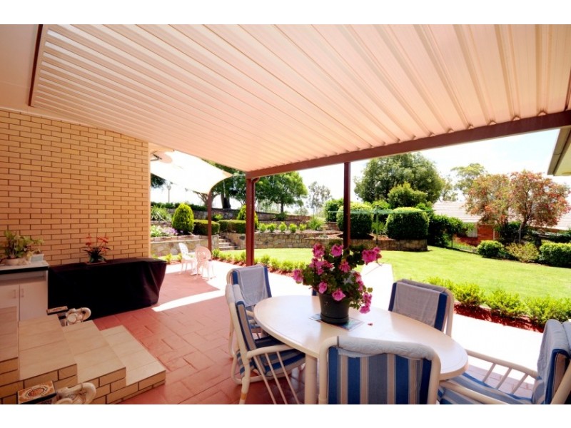 1 Abif Street, Cotswold Hills QLD 4350