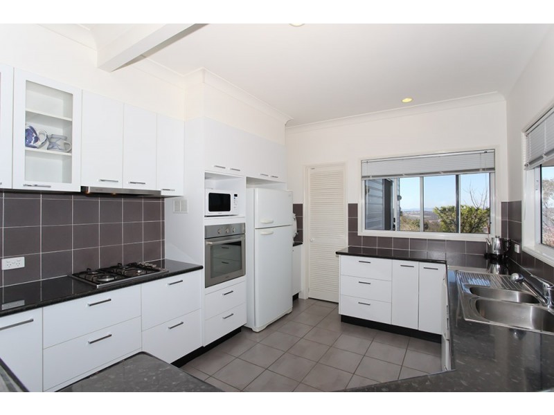 36 Preston Drive, Preston QLD 4352