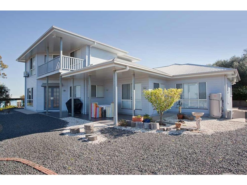 36 Preston Drive, Preston QLD 4352