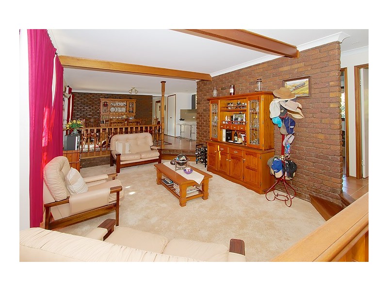 7 Sylvan Court, Glenvale QLD 4350