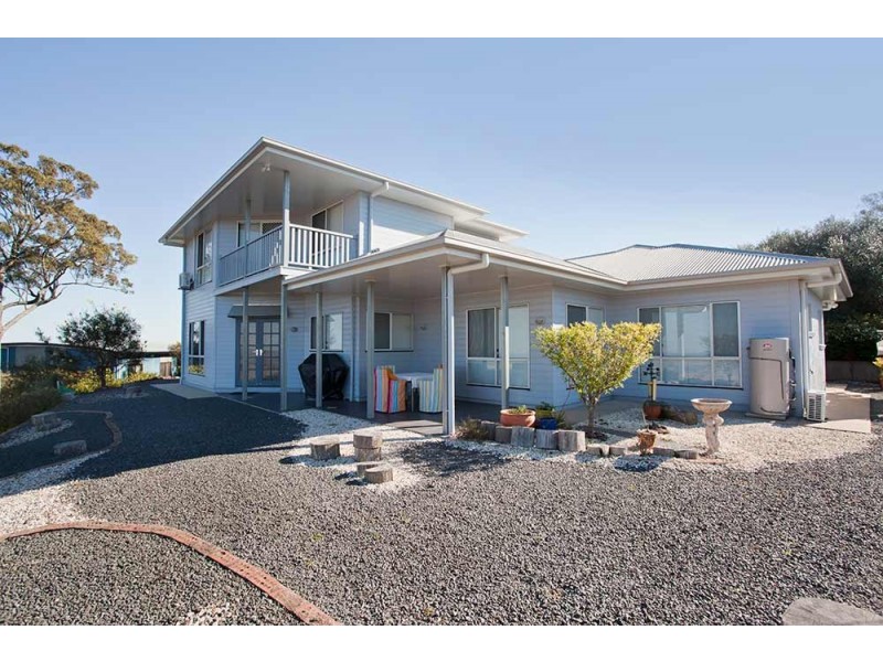 36 Panoramic Drive, Preston QLD 4352