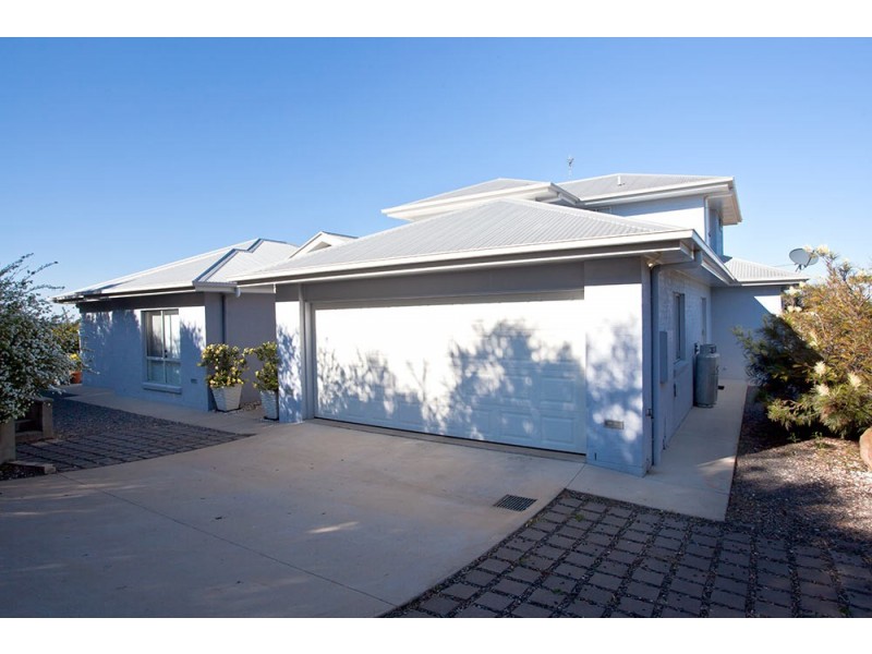 36 Panoramic Drive, Preston QLD 4352