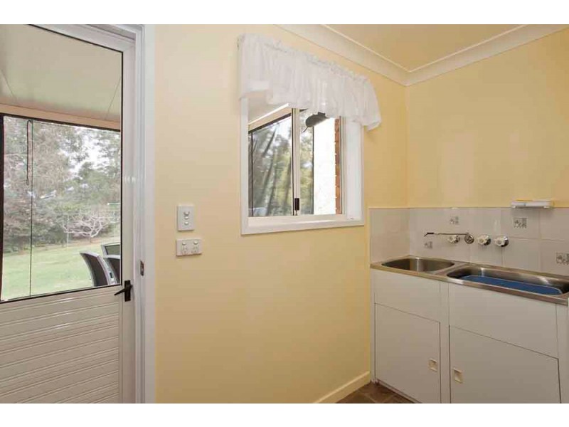 41 Skyline Drive, Blue Mountain Heights QLD 4350