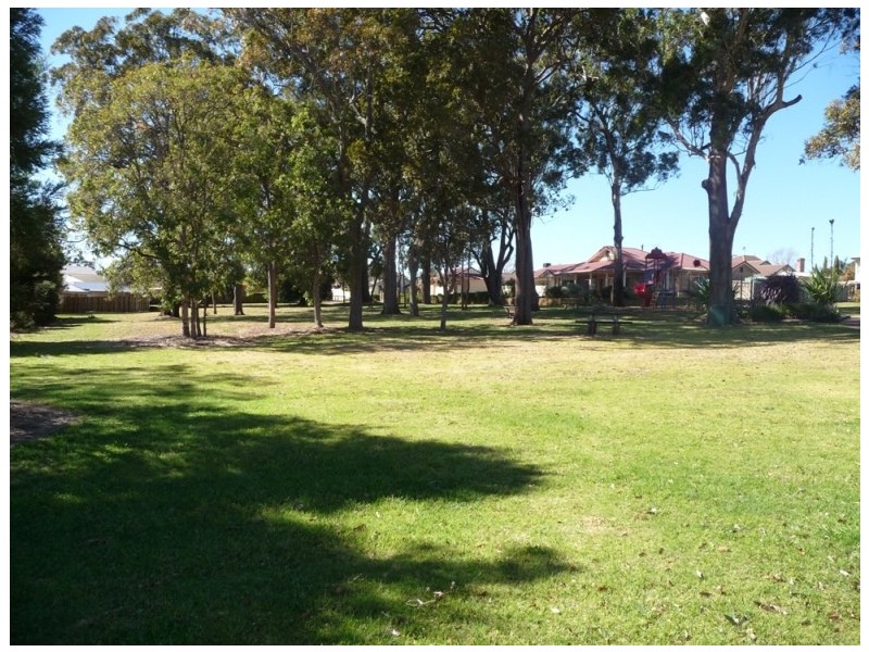 3 Jutsum Street, Middle Ridge QLD 4350